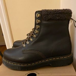 BRAND NEW Dr. Martens Fur-Lined Wintergrip Pascal Boot